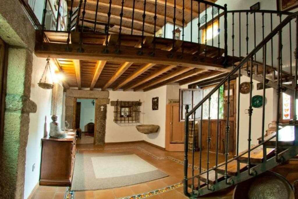 Casa Rural Lucia Es Una Casa Rural Amplia Con Pat Cabezas Bajas Exterior foto